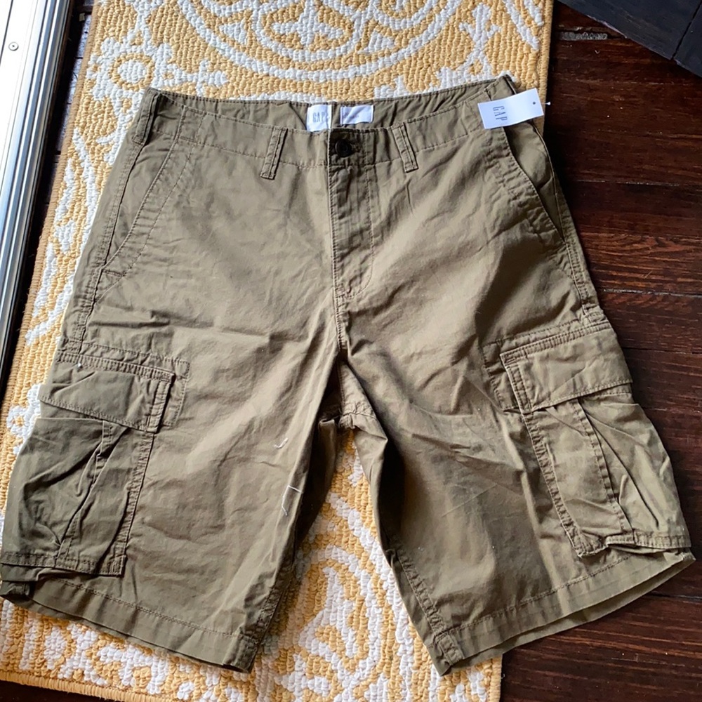 GAP men’s cargo shorts